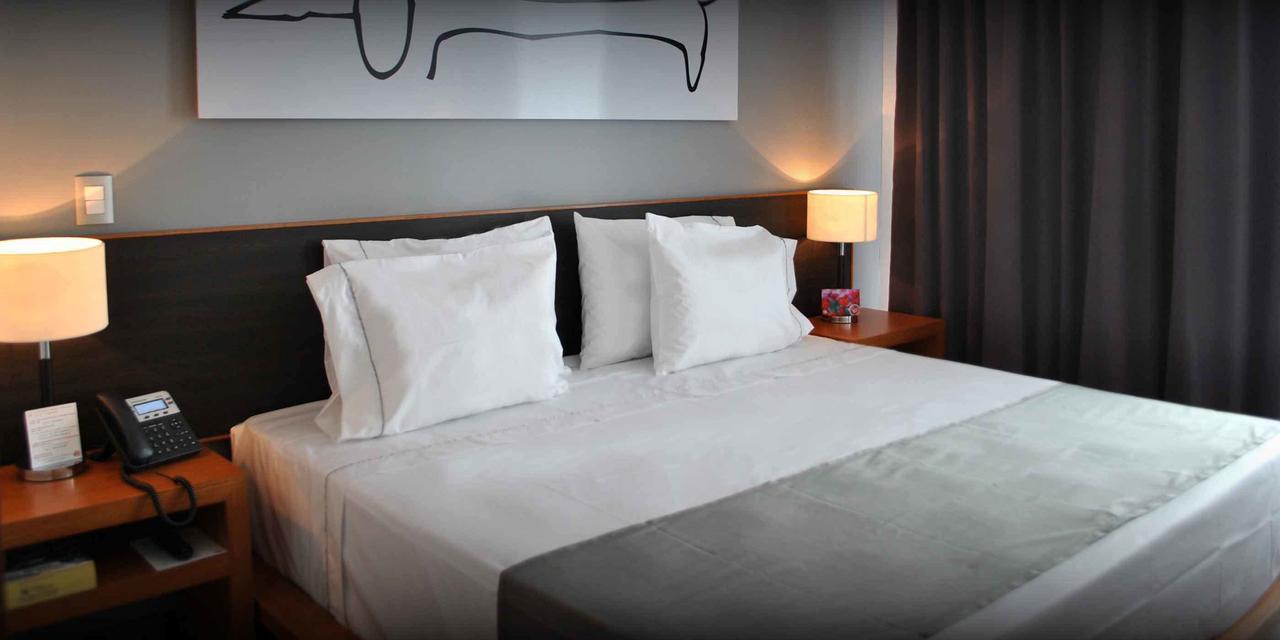 Hotel Y Tu Expo Гуадалахара Екстериор снимка