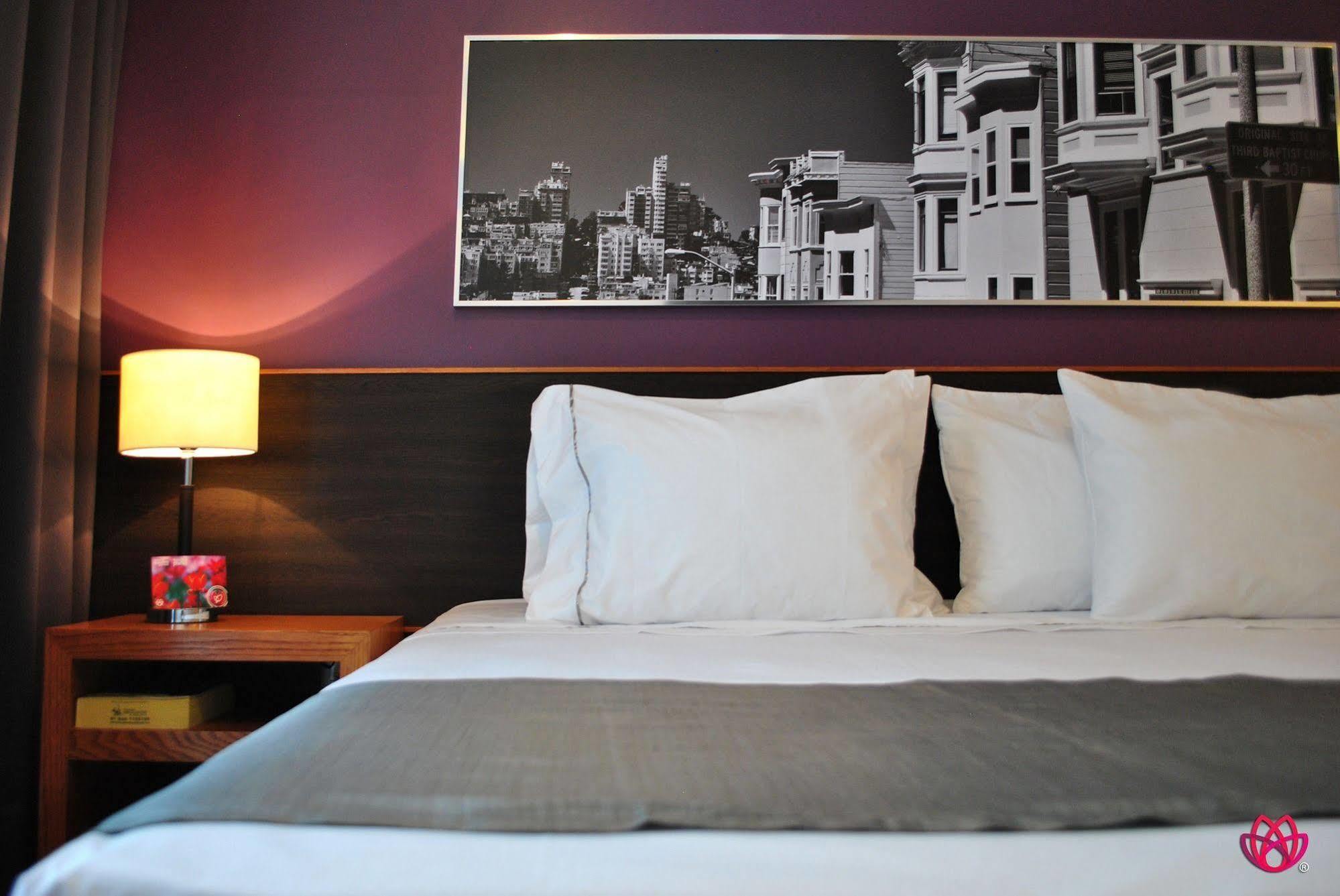 Hotel Y Tu Expo Гуадалахара Екстериор снимка